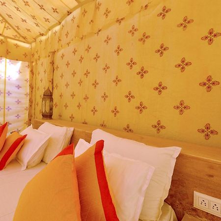 Desert Overnight Camp & Resort Dzsaiszalmer Kültér fotó