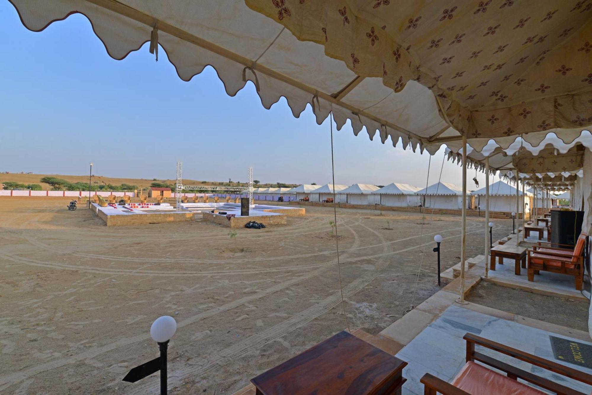 Desert Overnight Camp & Resort Dzsaiszalmer Kültér fotó