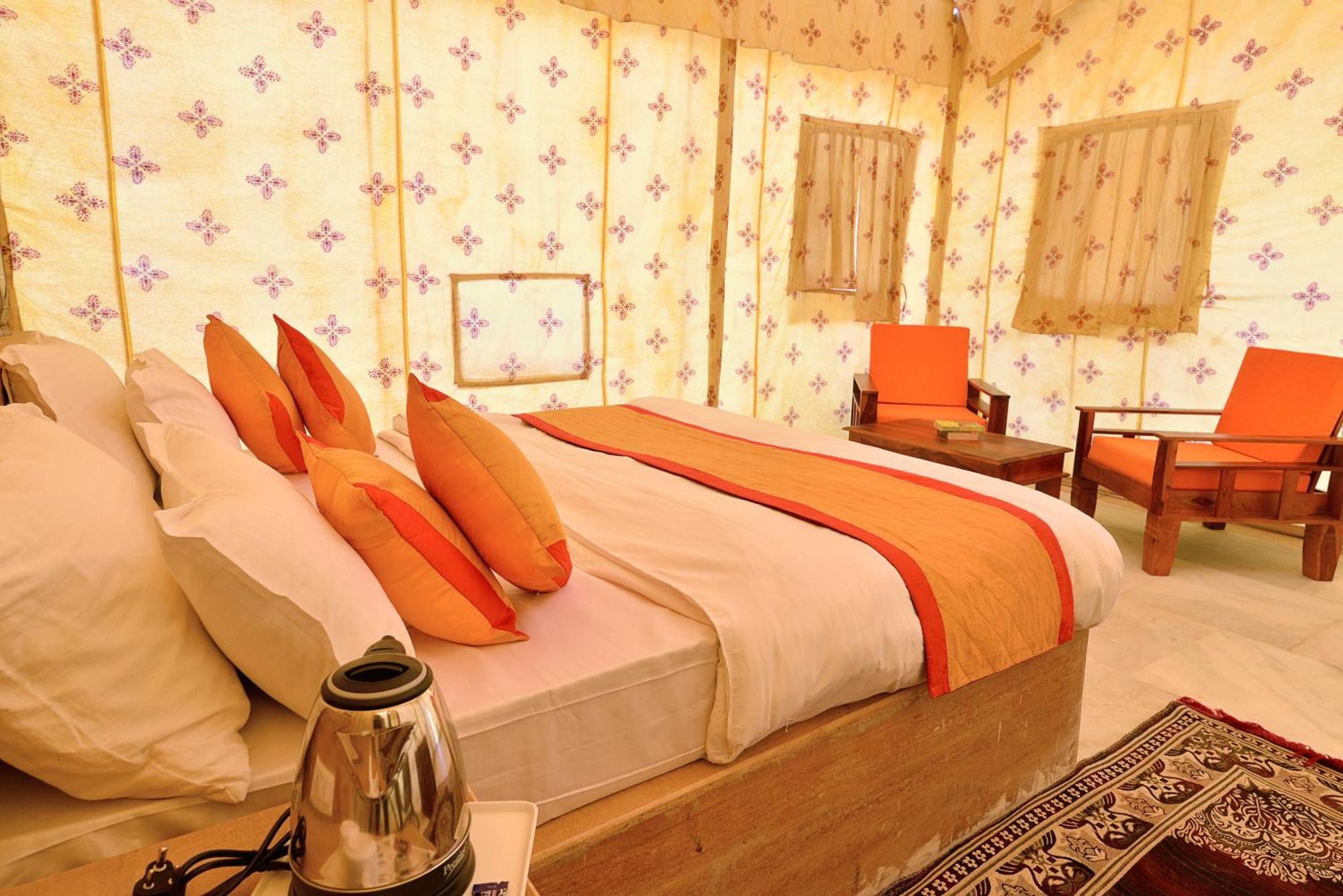 Desert Overnight Camp & Resort Dzsaiszalmer Kültér fotó