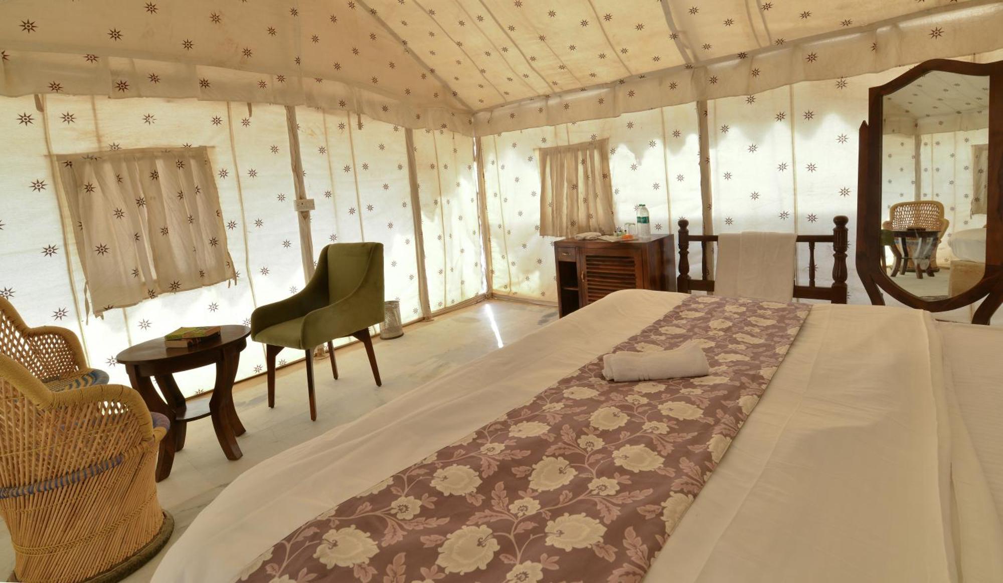 Desert Overnight Camp & Resort Dzsaiszalmer Kültér fotó